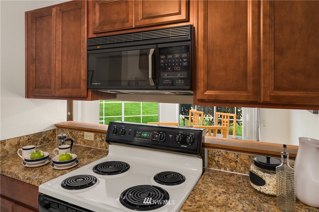10822 East Riverside Drive, Unit A101 Bothell, WA 98011 - Photo 11 of 22
