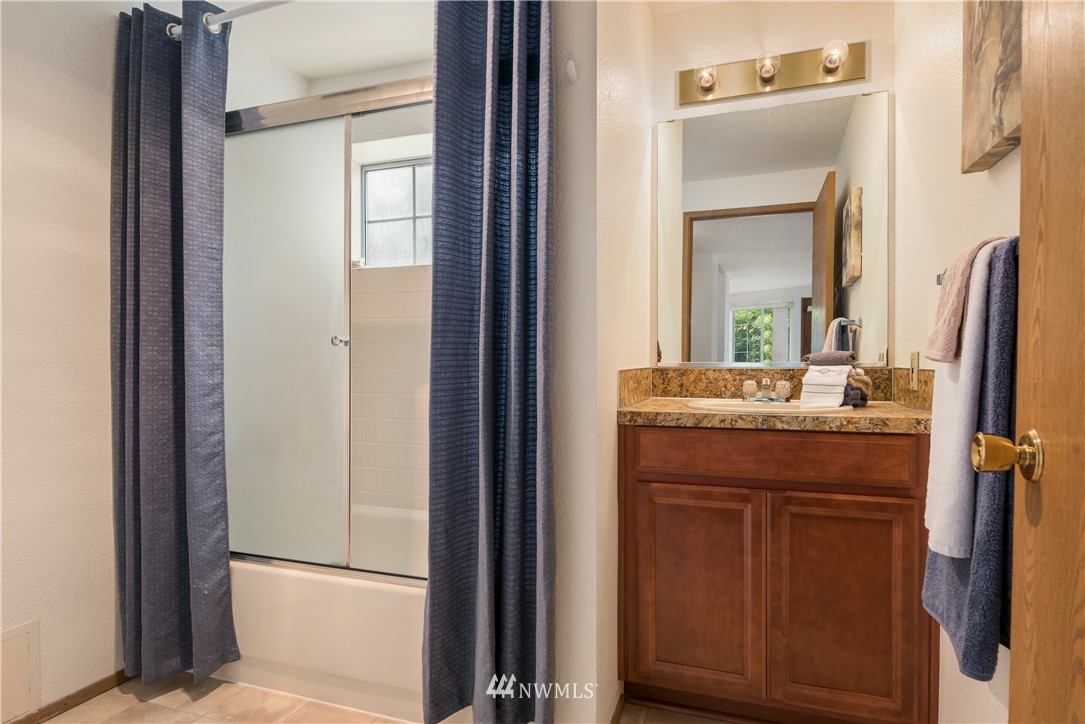 10822 East Riverside Drive, Unit A101 Bothell, WA 98011 - Photo 16 of 22