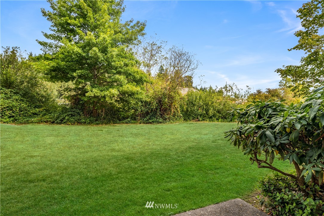 10822 East Riverside Drive, Unit A101 Bothell, WA 98011 - Photo 18 of 22