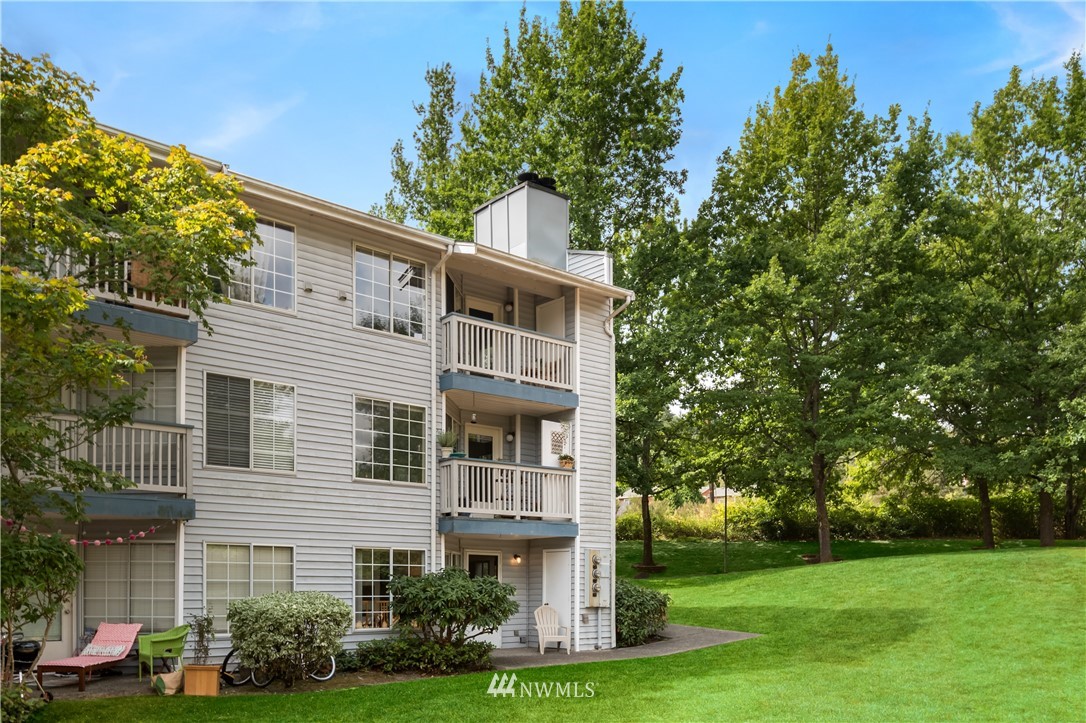 10822 East Riverside Drive, Unit A101 Bothell, WA 98011 - Photo 20 of 22