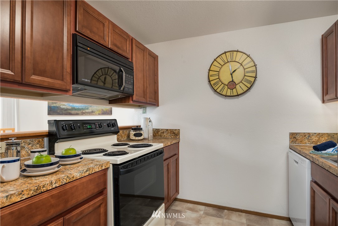 10822 East Riverside Drive, Unit A101 Bothell, WA 98011 - Photo 10 of 22
