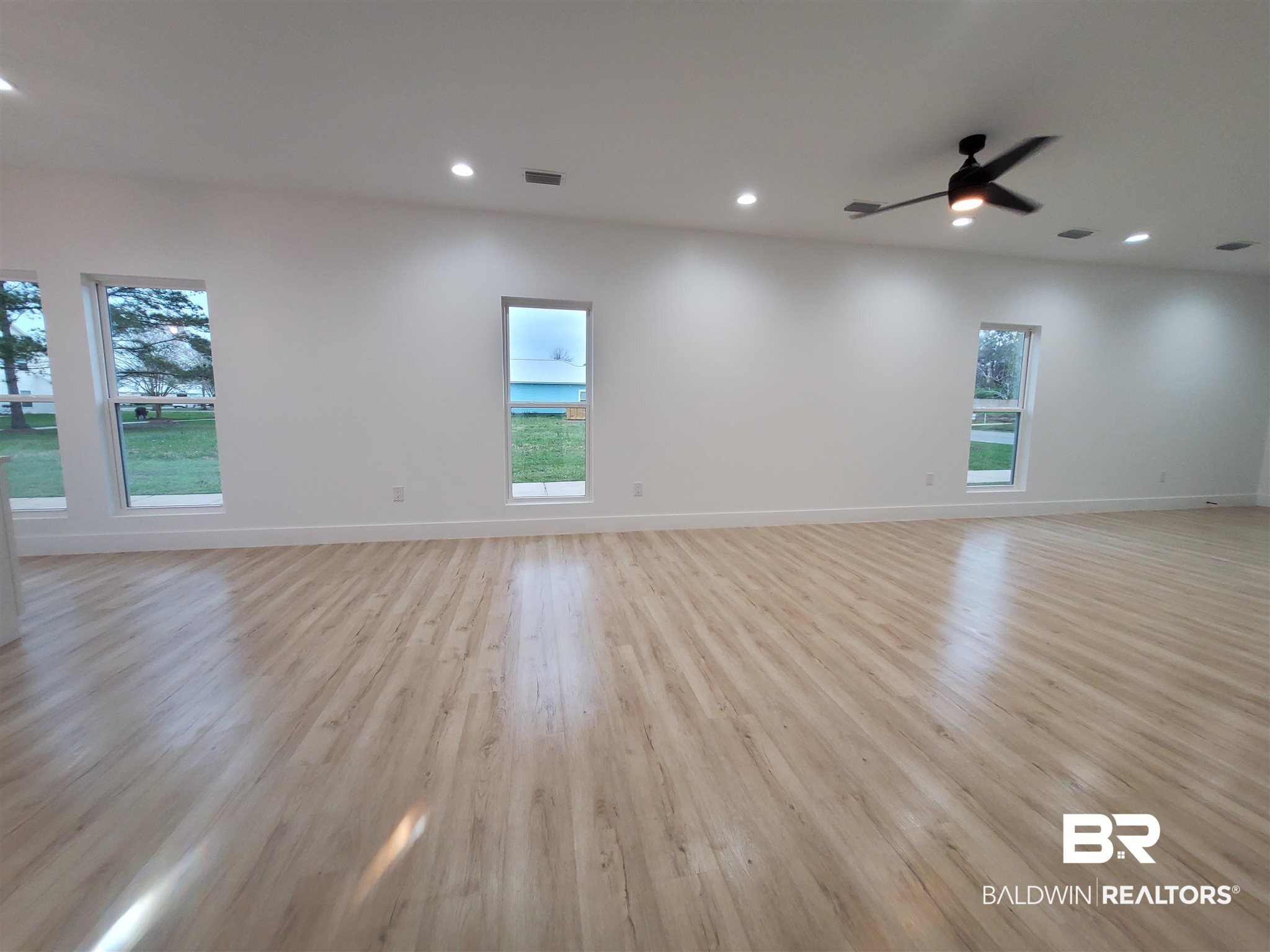 8052 Carmel Circle Foley, AL 36535 - Photo 2 of 6