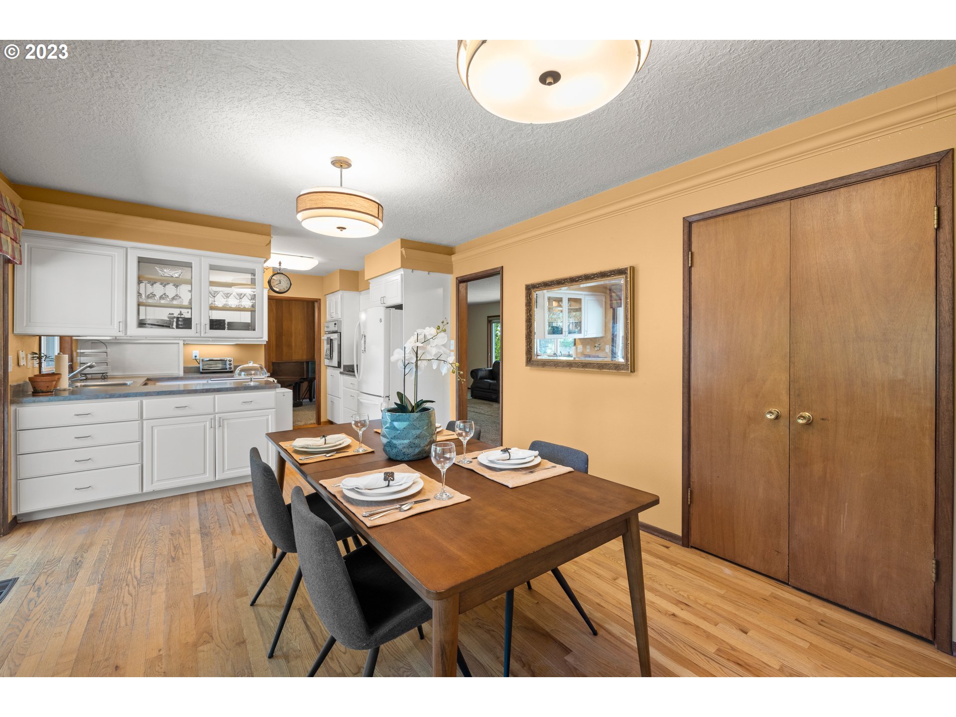 11625 Southwest Ridgecrest Drive Beaverton, OR 97008 - Photo 12 of 38 Gallery Image 12