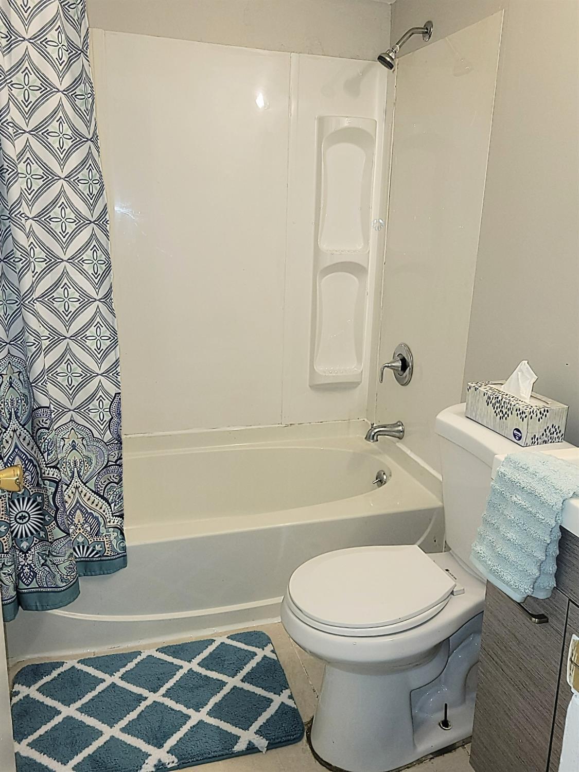 1239 8 Mile Road Cincinnati, OH 45255 - Photo 15 of 24