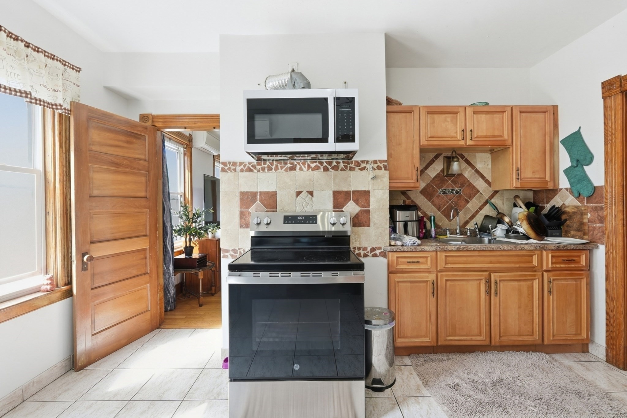 15 Maple Tree Lane Worcester, MA 01602 - Photo 18 of 37 Gallery Image 18