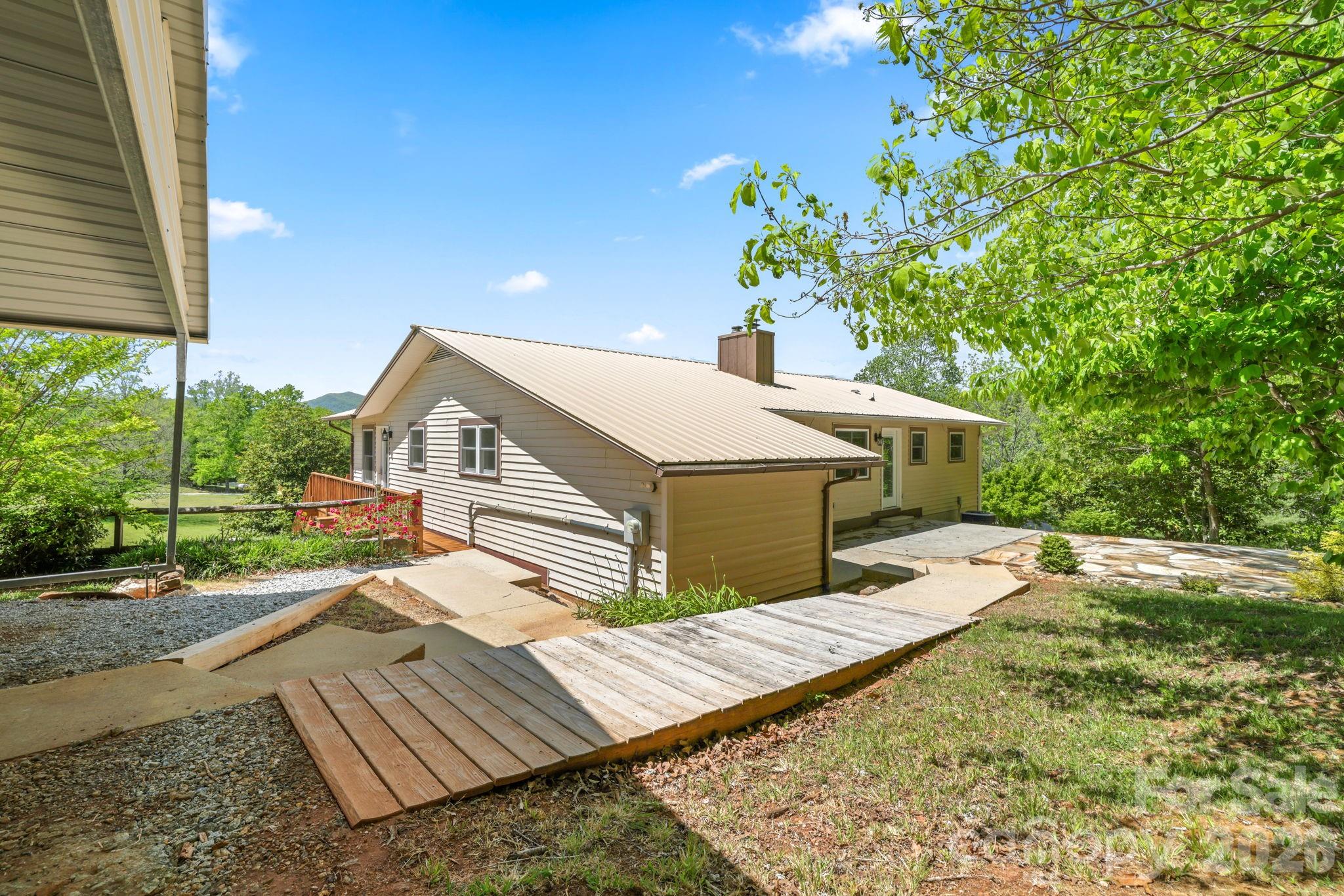 208 Quail Ridge Trail Franklin, NC 28734 - Photo 40 of 45