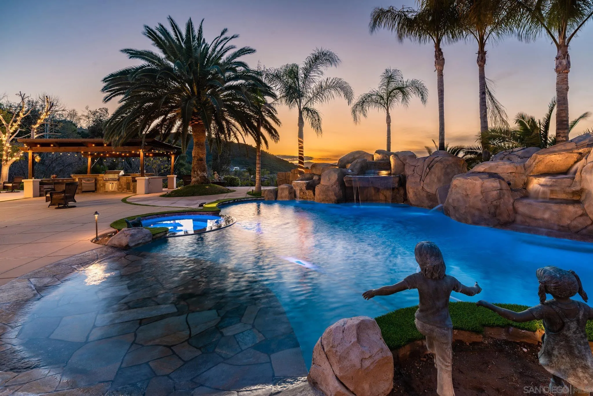 14160 Augusta Court Poway, CA 92064 - Photo 6 of 26