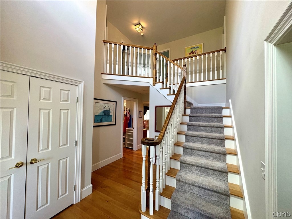 7892 East Ridge Pointe Drive Manlius, NY 13066 - Photo 6 of 46 Grand two-story entrance.