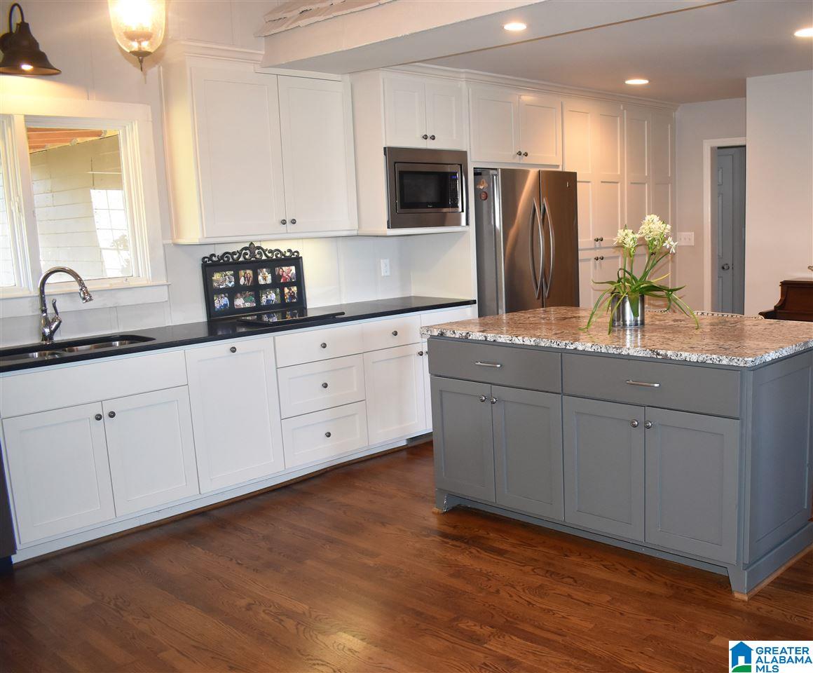 4437 Cahaba River Road Birmingham, AL 35243 - Photo 10 of 50