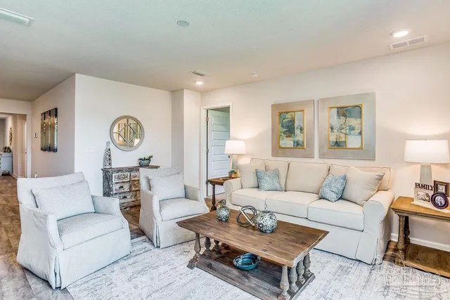 $289,900 | 6452 Firefly Drive, Milton, FL 32583