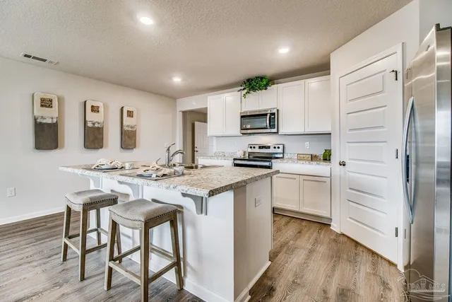 $289,900 | 6452 Firefly Drive, Milton, FL 32583