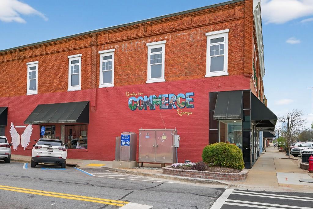 530 Madison Street Commerce, GA 30529 - Photo 20 of 27