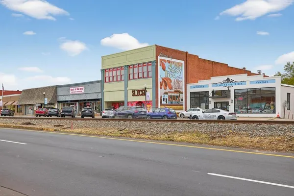 $1,116,000 | 530 Madison Street, Commerce, GA 30529