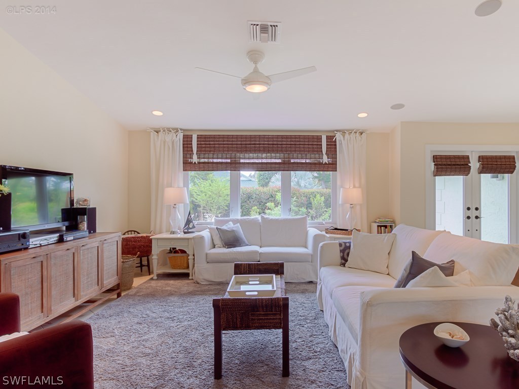 1058 Fish Crow Road Sanibel, FL 33957 - Photo 12 of 25 Gallery Image 12