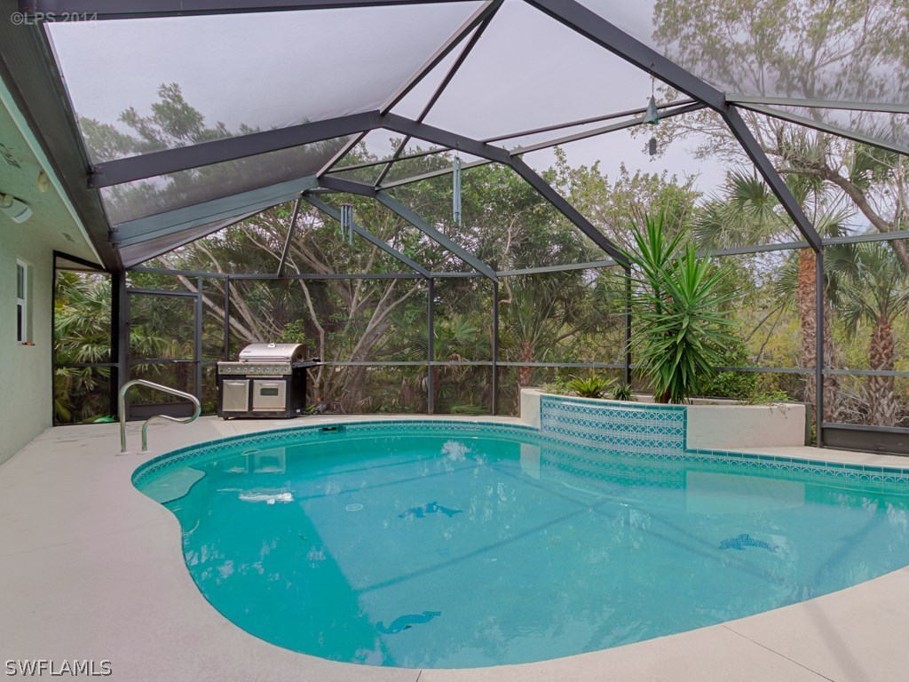 1058 Fish Crow Road Sanibel, FL 33957 - Photo 2 of 25 Gallery Image 2