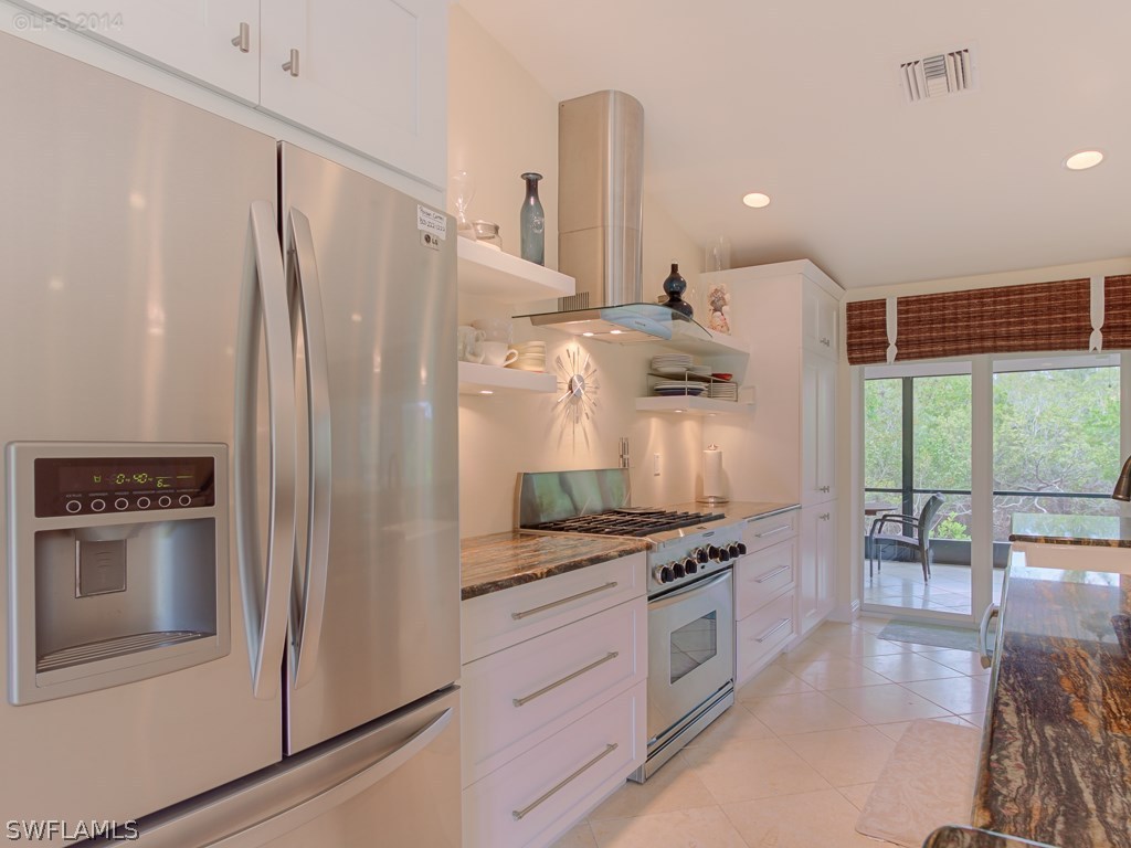 1058 Fish Crow Road Sanibel, FL 33957 - Photo 7 of 25 Gallery Image 7