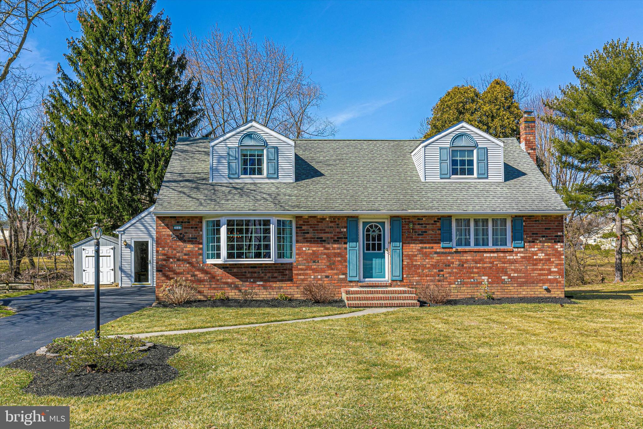 3113 Hayes Road Norristown, PA 19403 - Photo 1 of 36 Not your average Cape Cod!