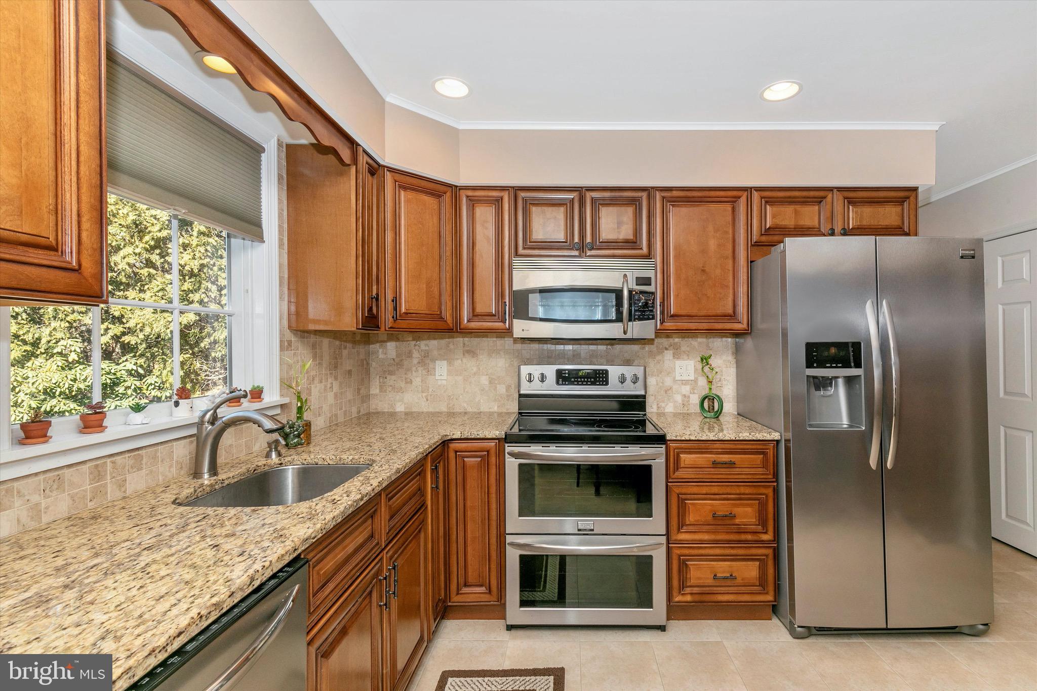 3113 Hayes Road Norristown, PA 19403 - Photo 14 of 36 Gallery Image 14
