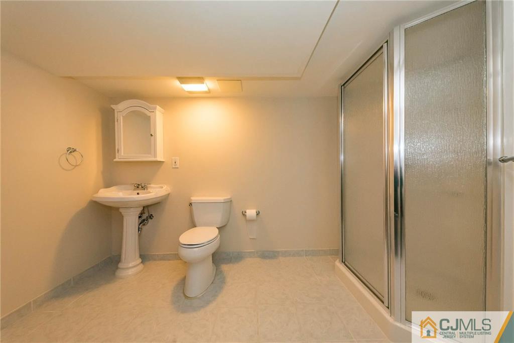 37 Cayuga Road Bordentown, NJ 08505 - Photo 13 of 25 Gallery Image 13