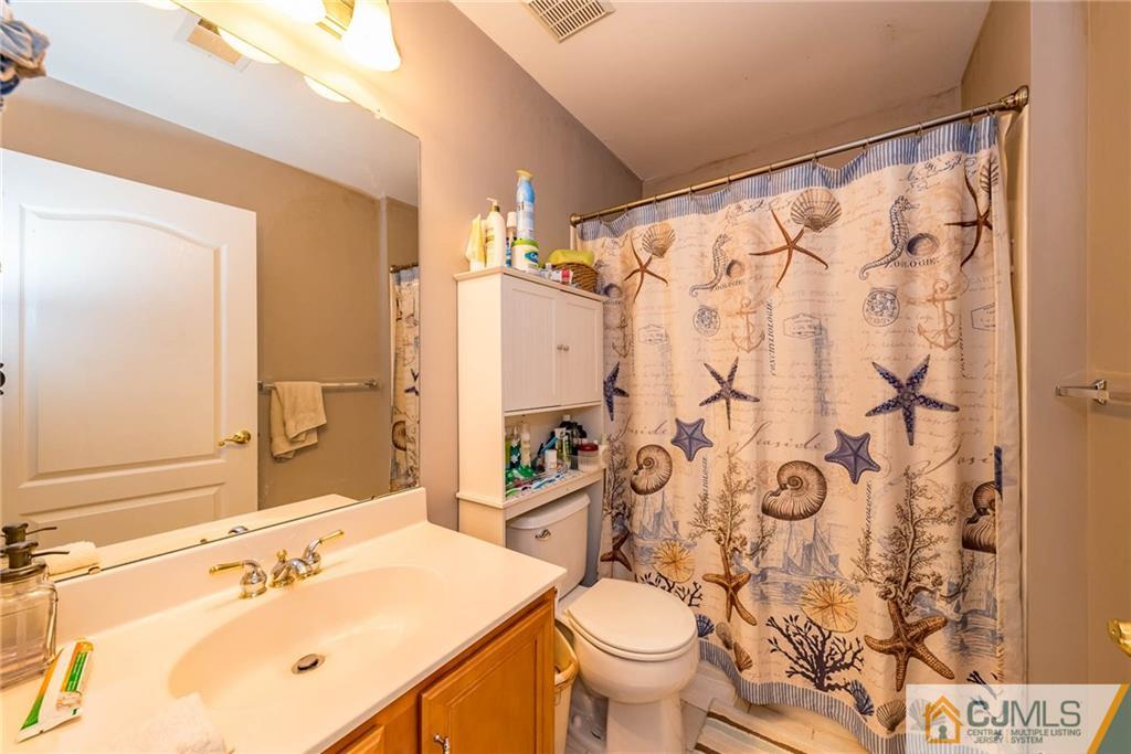 37 Cayuga Road Bordentown, NJ 08505 - Photo 15 of 25 Gallery Image 15