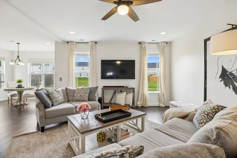 $549,900 | 1002 Garrison Way, Spring Hill, TN 37174