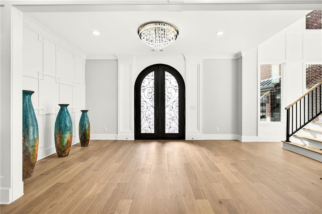 403 Thunder Road Buford, GA 30518 - Photo 11 of 92