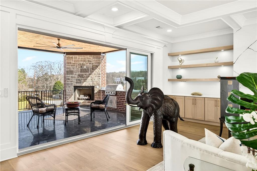 403 Thunder Road Buford, GA 30518 - Photo 21 of 92