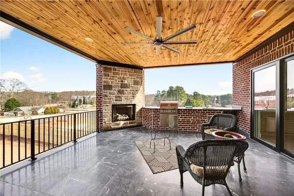 $2,100,000 | 403 Thunder Road, Buford, GA 30518