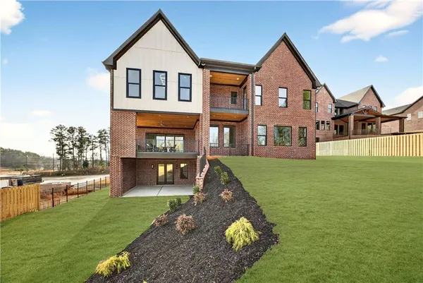 $2,100,000 | 403 Thunder Road, Buford, GA 30518