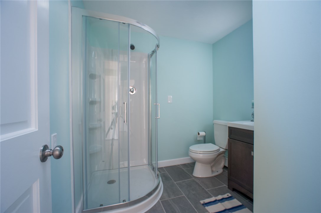 70 Viewesta Road Warwick, RI 02886 - Photo 17 of 33