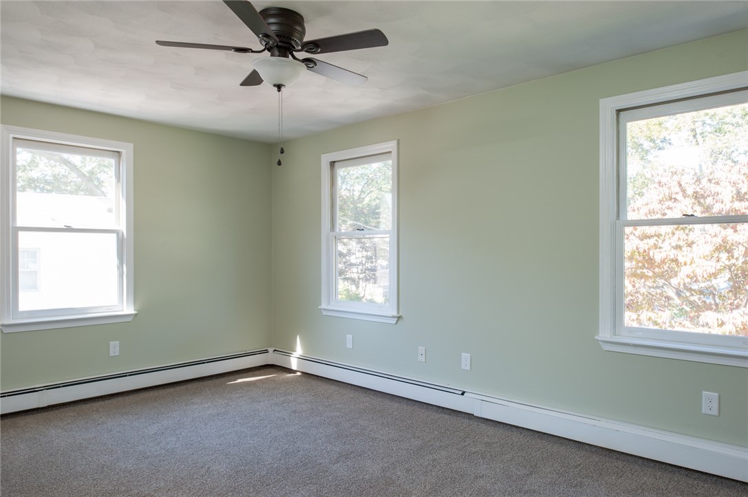 70 Viewesta Road Warwick, RI 02886 - Photo 22 of 33