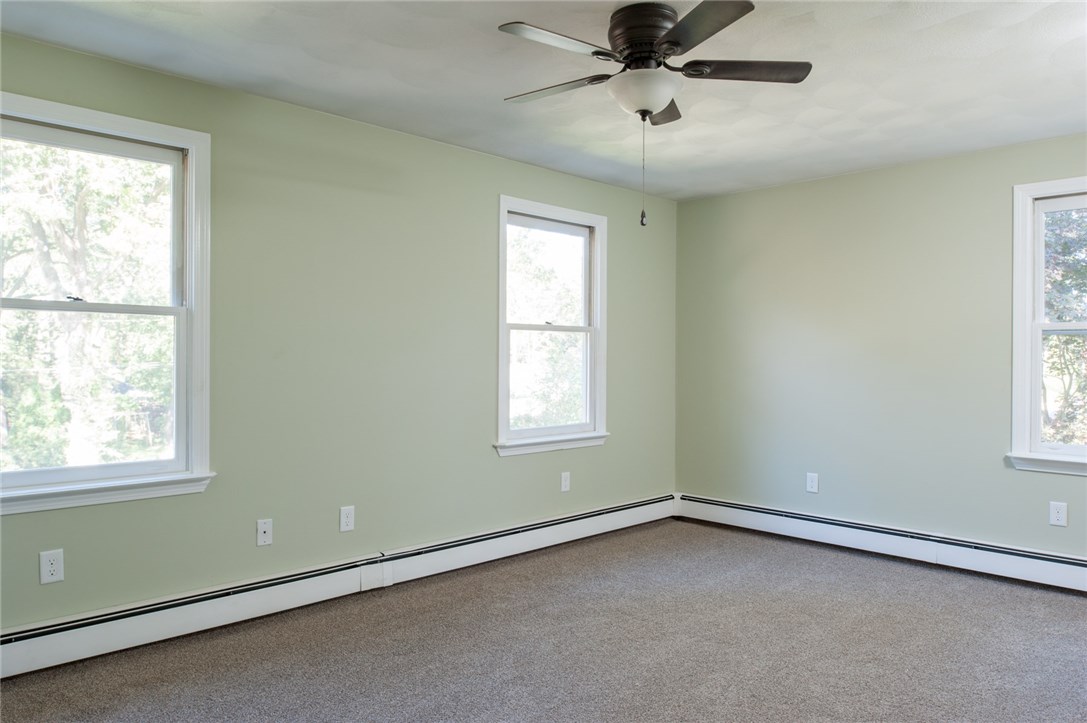 70 Viewesta Road Warwick, RI 02886 - Photo 23 of 33