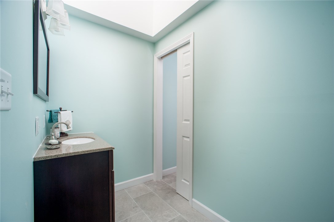 70 Viewesta Road Warwick, RI 02886 - Photo 24 of 33