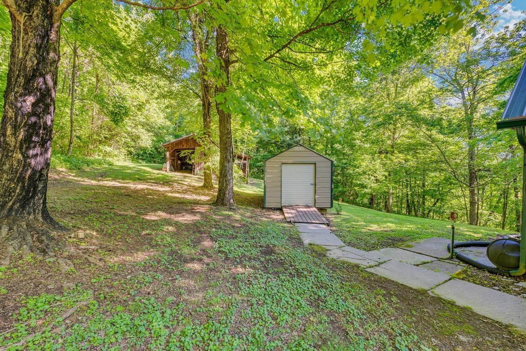 755 Woody Road Byrdstown, TN 38549 - Photo 28 of 37