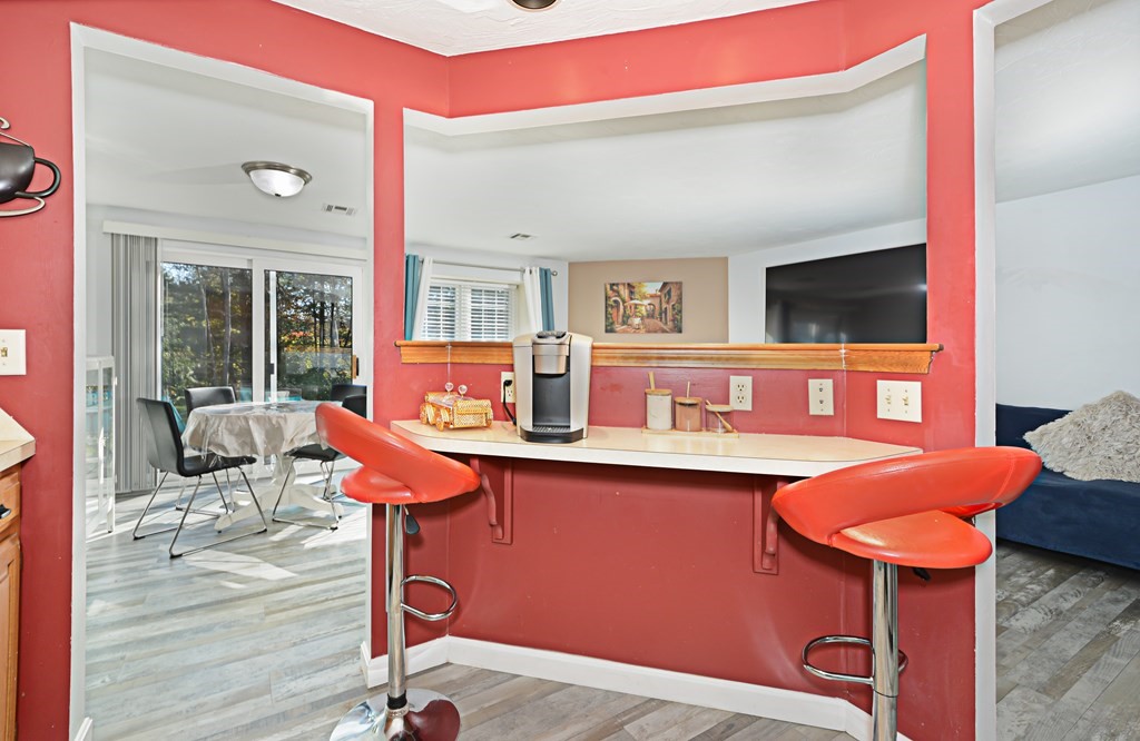 612 Ridgefield Circle, Unit B Clinton, MA 01510 - Photo 14 of 37 Gallery Image 14