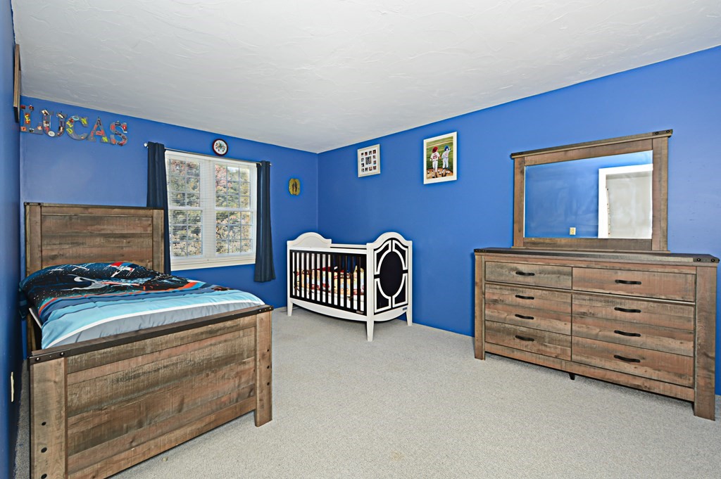 612 Ridgefield Circle, Unit B Clinton, MA 01510 - Photo 19 of 37 Gallery Image 19