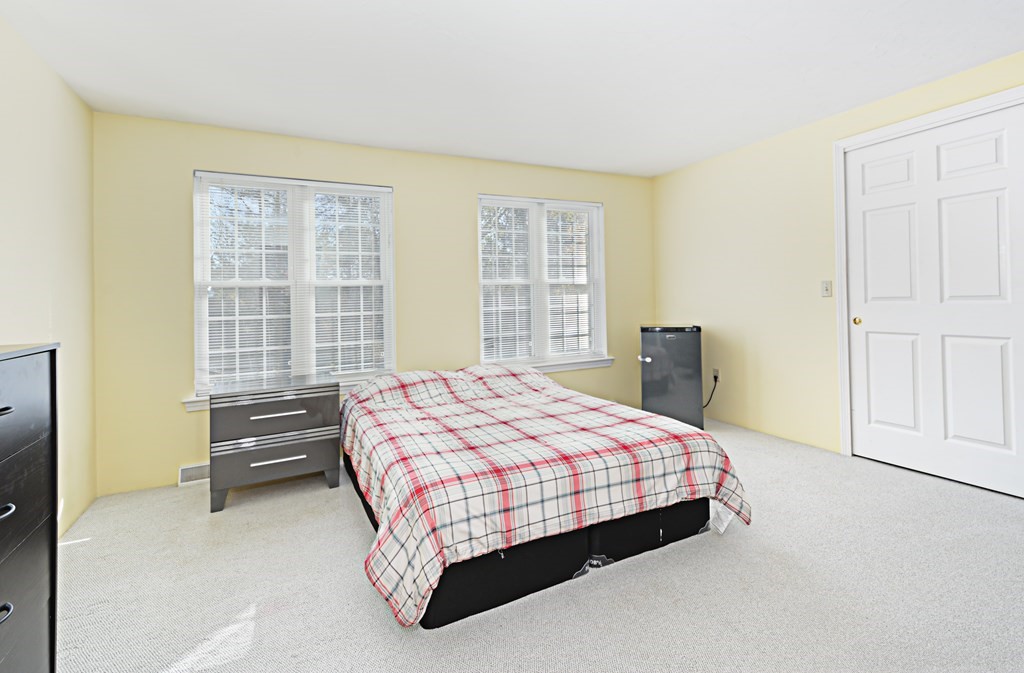 612 Ridgefield Circle, Unit B Clinton, MA 01510 - Photo 25 of 37 Gallery Image 25