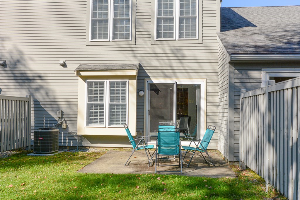 612 Ridgefield Circle, Unit B Clinton, MA 01510 - Photo 29 of 37 Gallery Image 29
