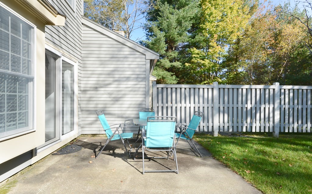 612 Ridgefield Circle, Unit B Clinton, MA 01510 - Photo 30 of 37 Gallery Image 30