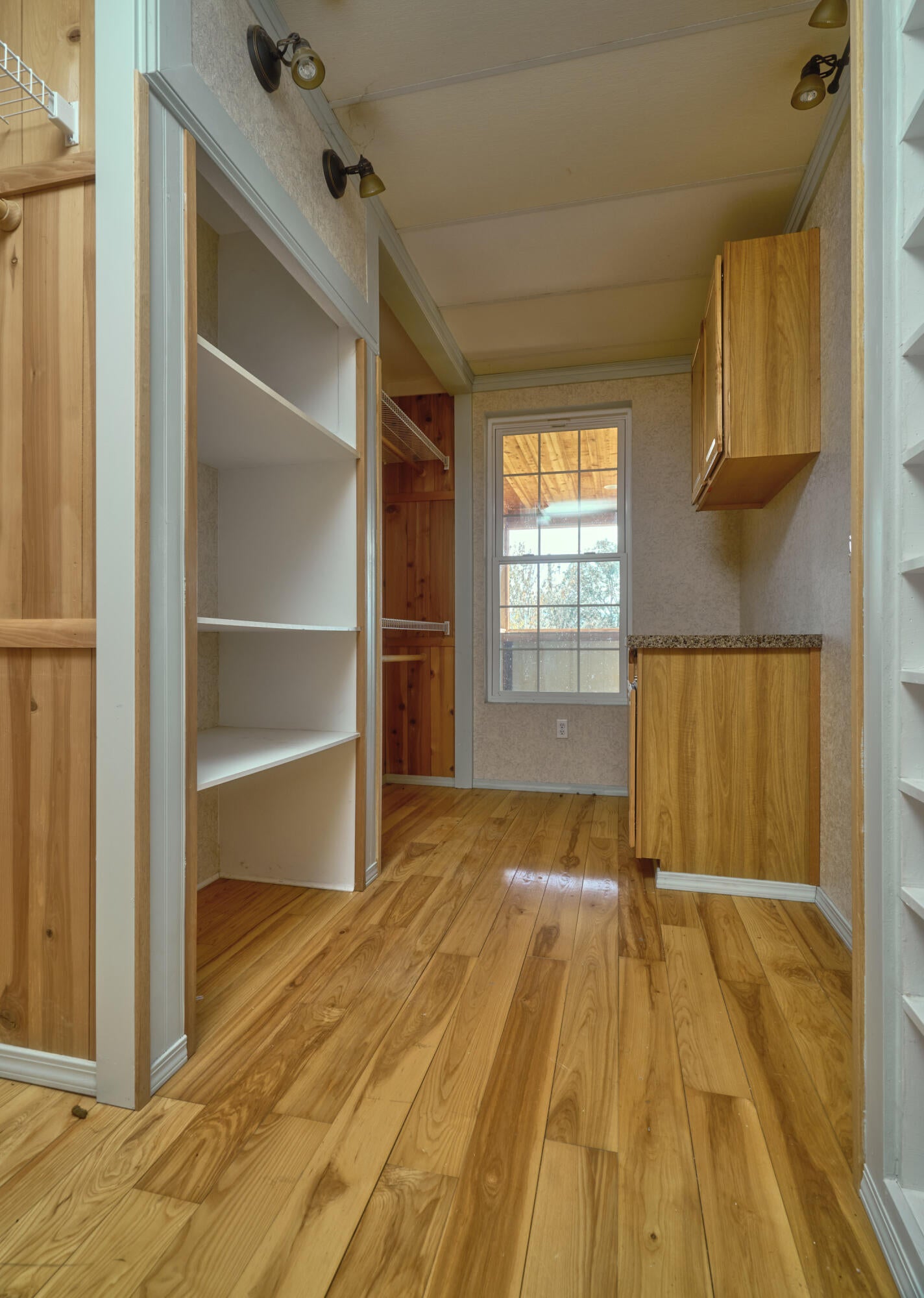11441 Meadows Road White City, OR 97503 - Photo 30 of 55 11441 Meadows Rd-29