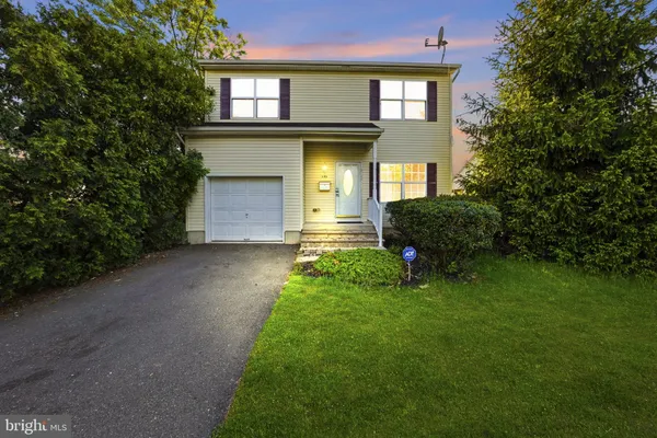 $434,000 | 395 Bunting Avenue, Hamilton, NJ 08611