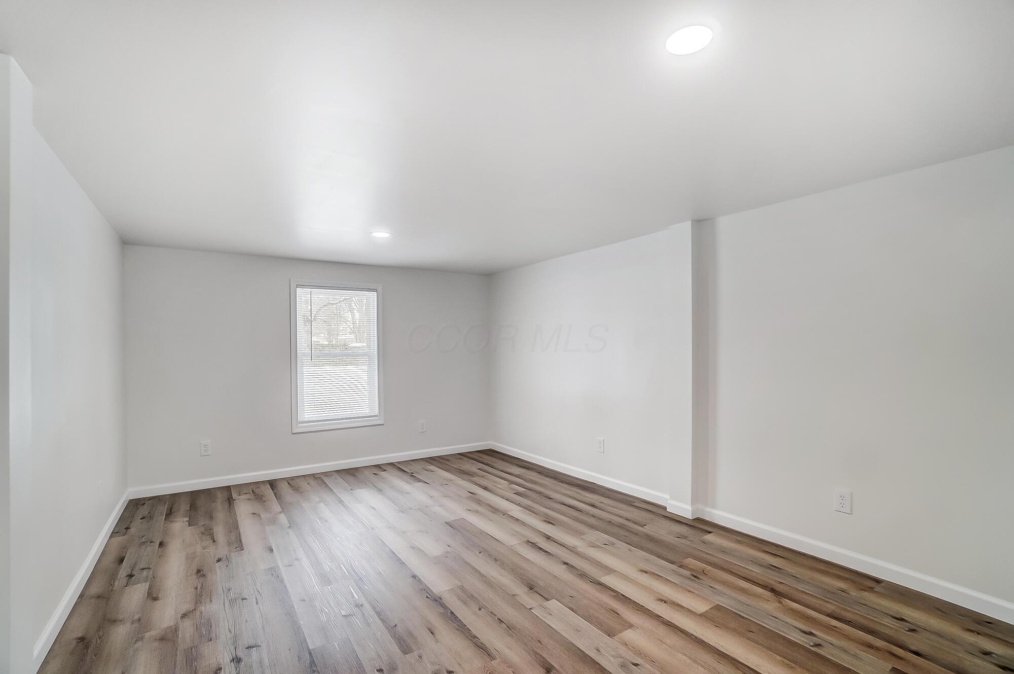 1896 Dyer Road Grove City, OH 43123 - Photo 29 of 51