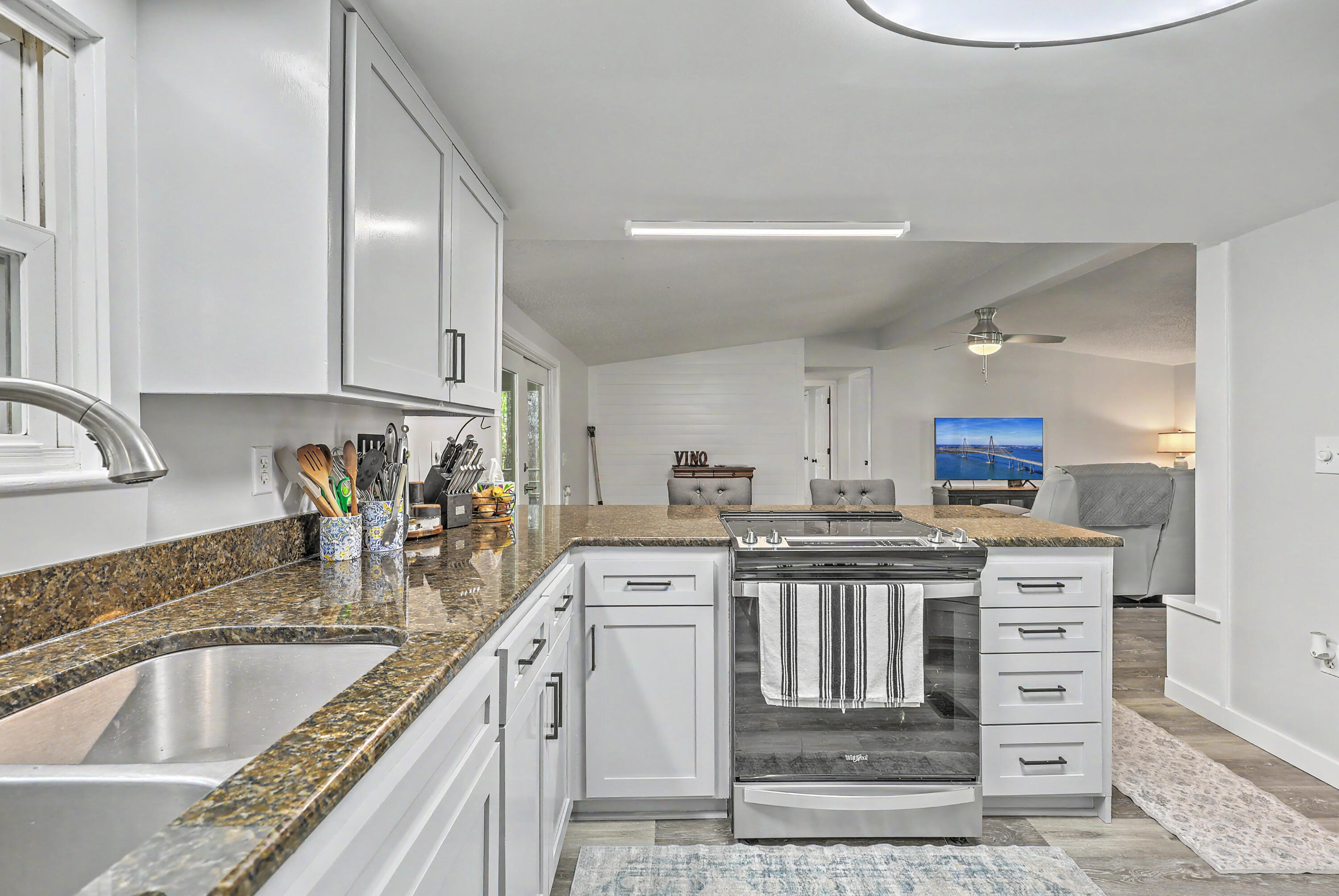 5709 Old Jacksonboro Road Ravenel, SC 29470 - Photo 14 of 34 Granite Counters