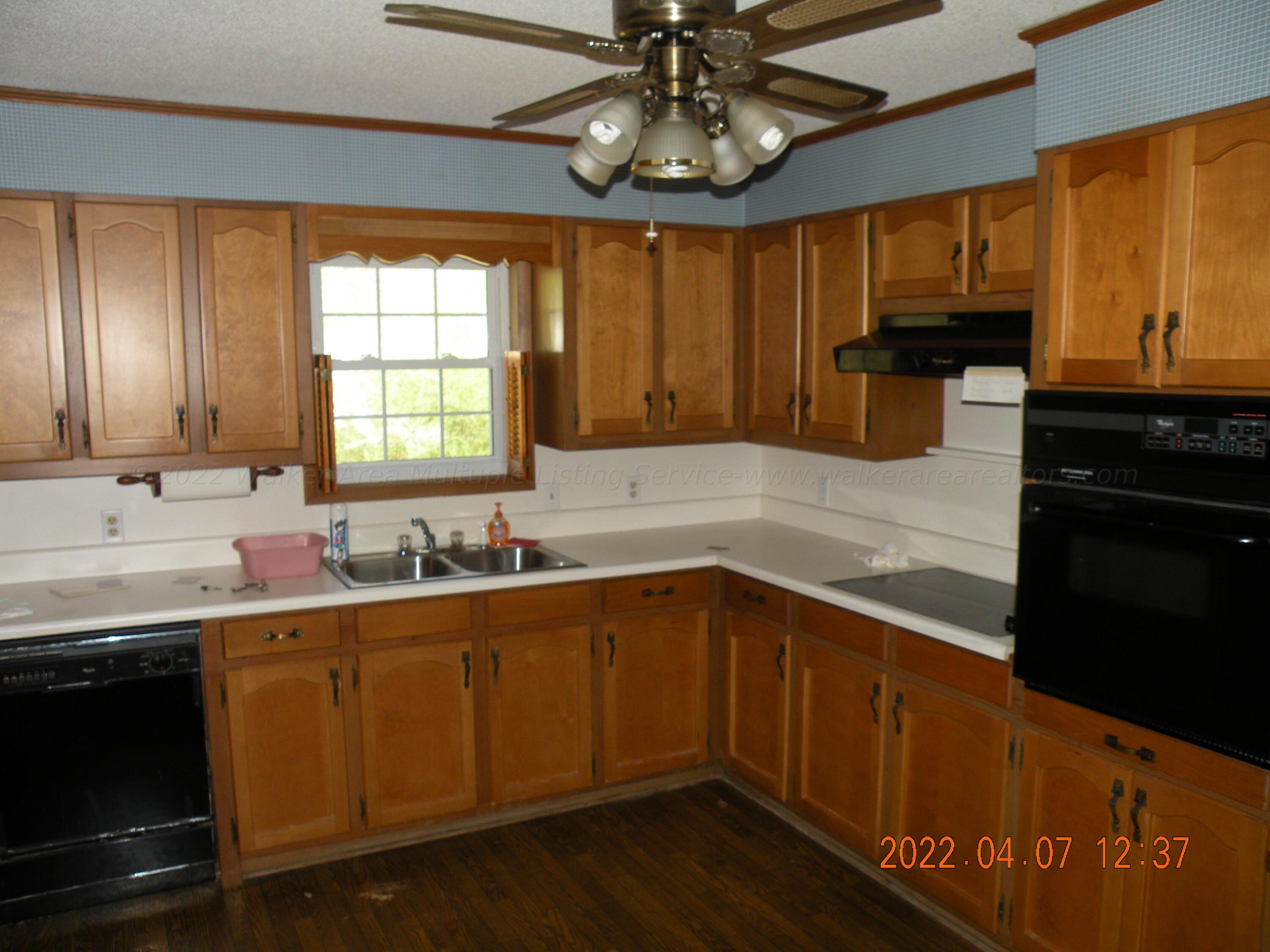 900 Quarry Hill Road Jasper, AL 35501 - Photo 4 of 18 Gallery Image 4