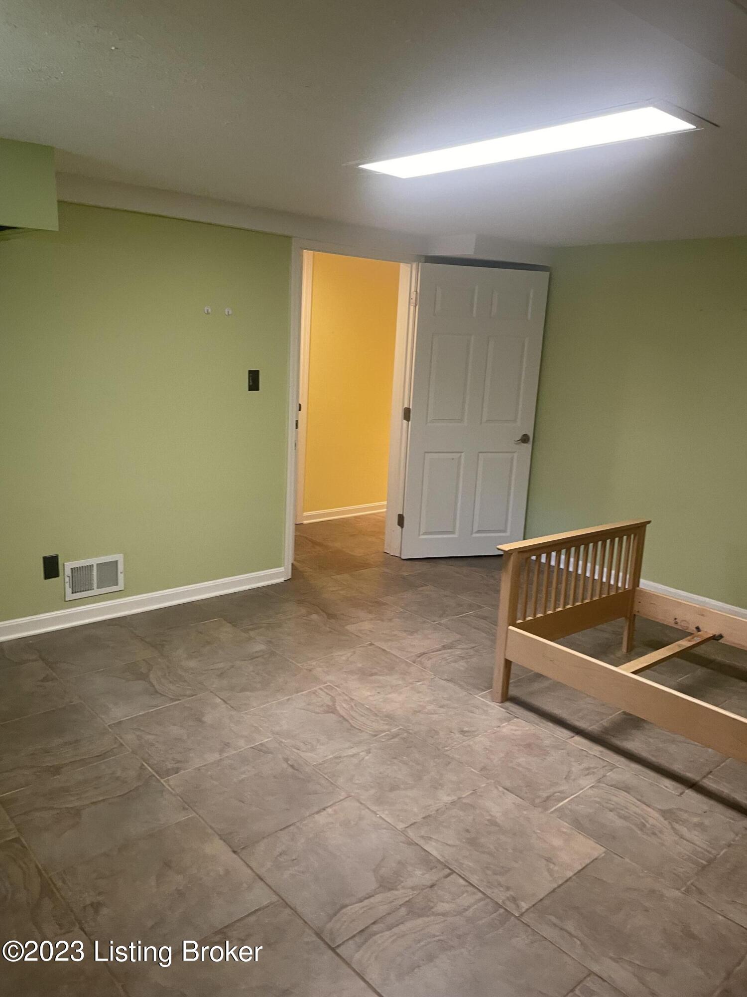 4616 Tween Road Louisville, KY 40207 - Photo 47 of 50 IMG_7208