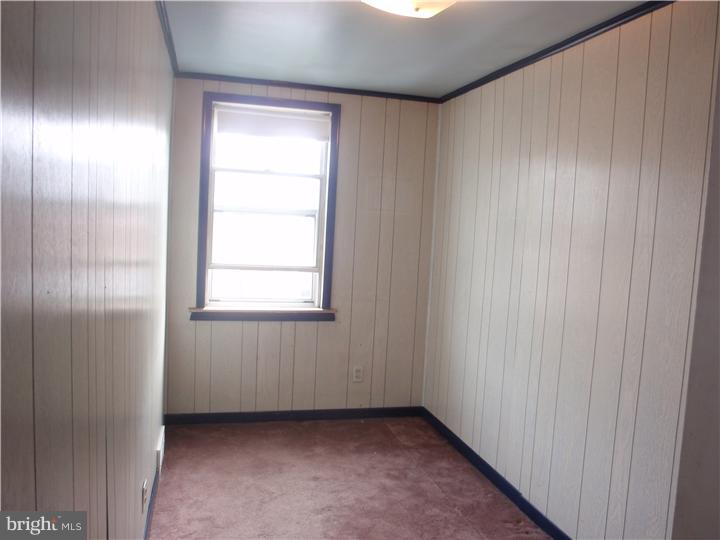 1637 Pennington Road Philadelphia, PA 19151 - Photo 14 of 18 Bedroom 3