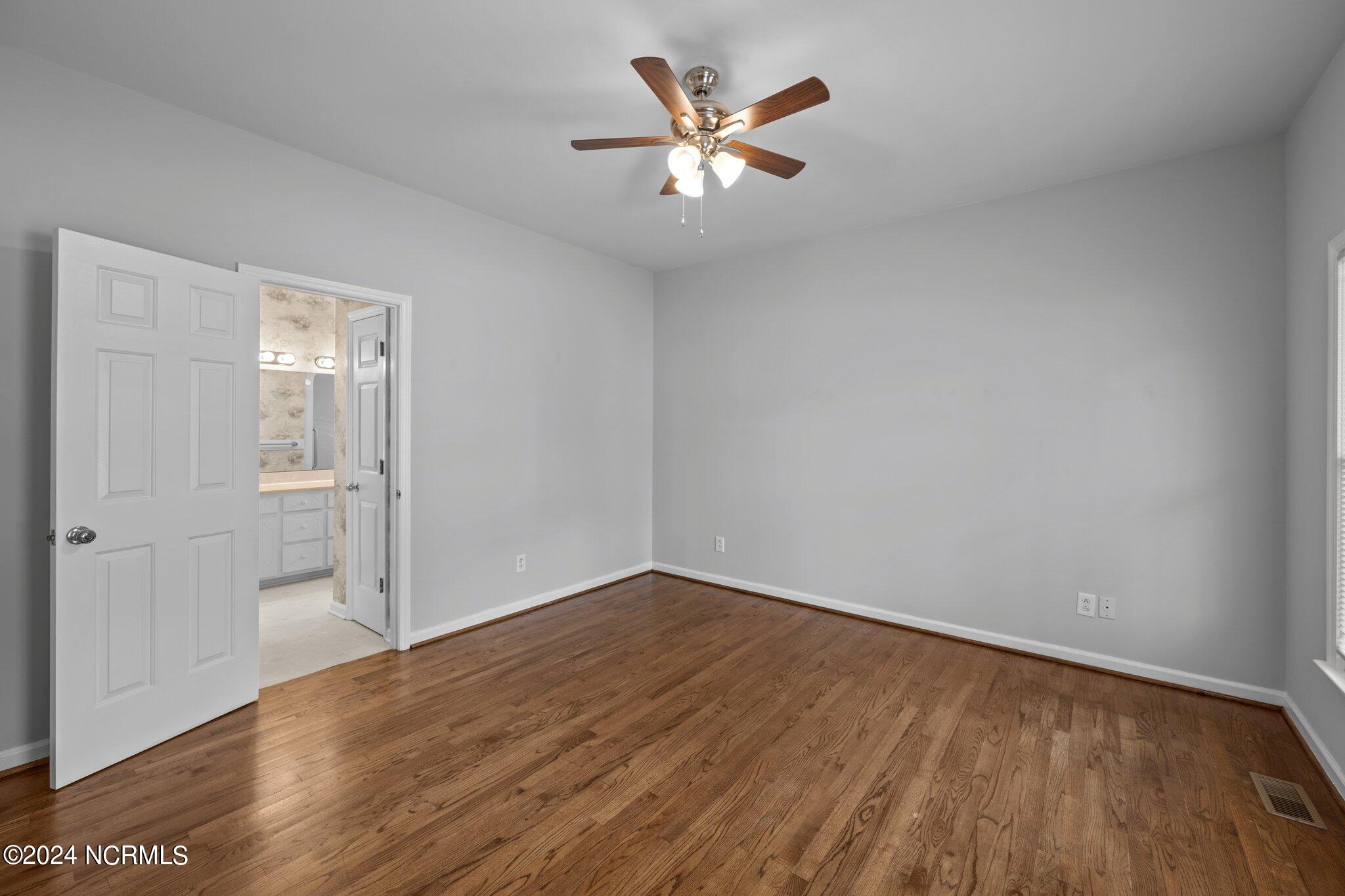 2105 Rail Court New Bern, NC 28560 - Photo 15 of 37 15-web-or-mls-470A5479