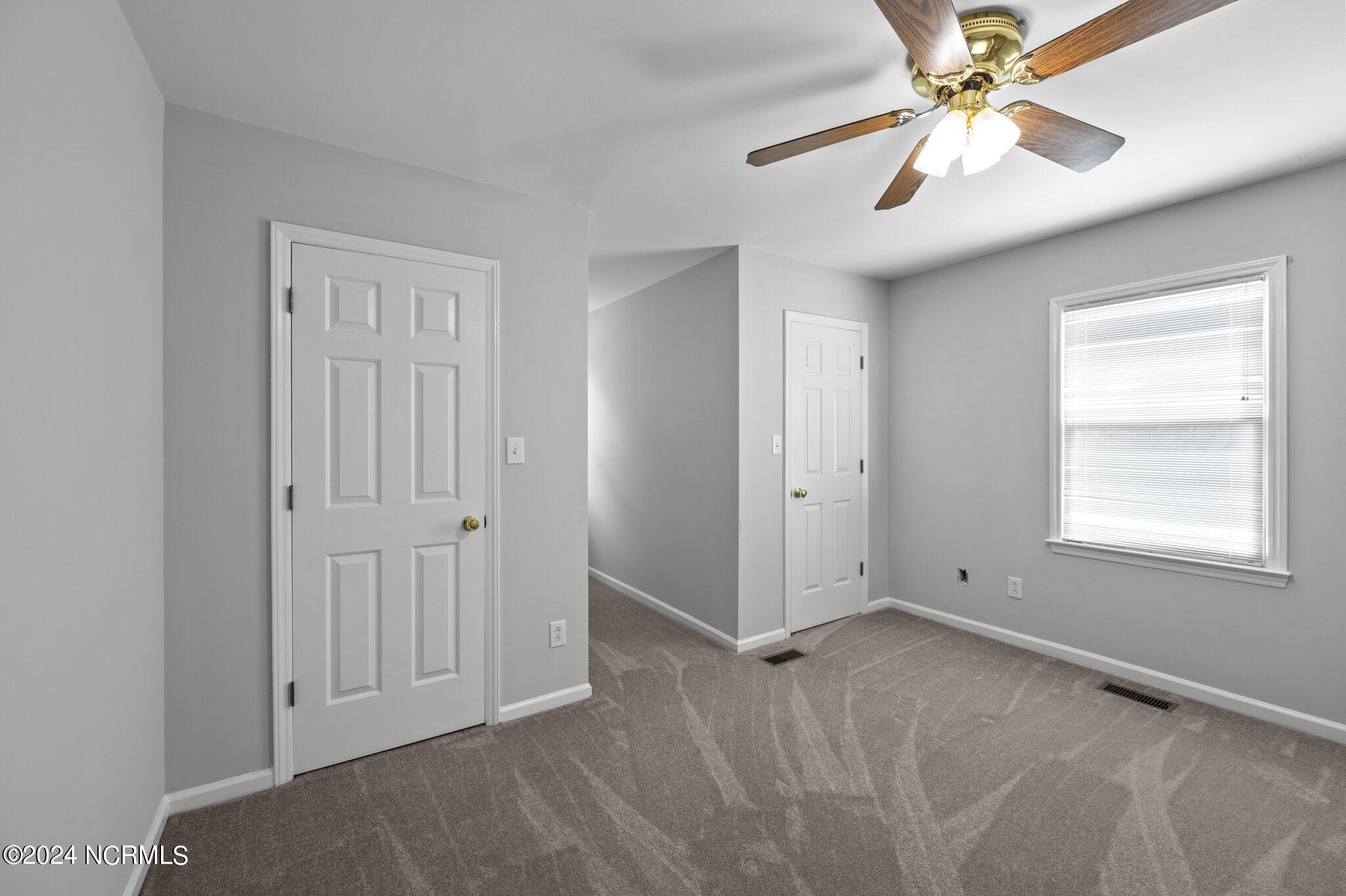 2105 Rail Court New Bern, NC 28560 - Photo 26 of 37 26-web-or-mls-470A5512