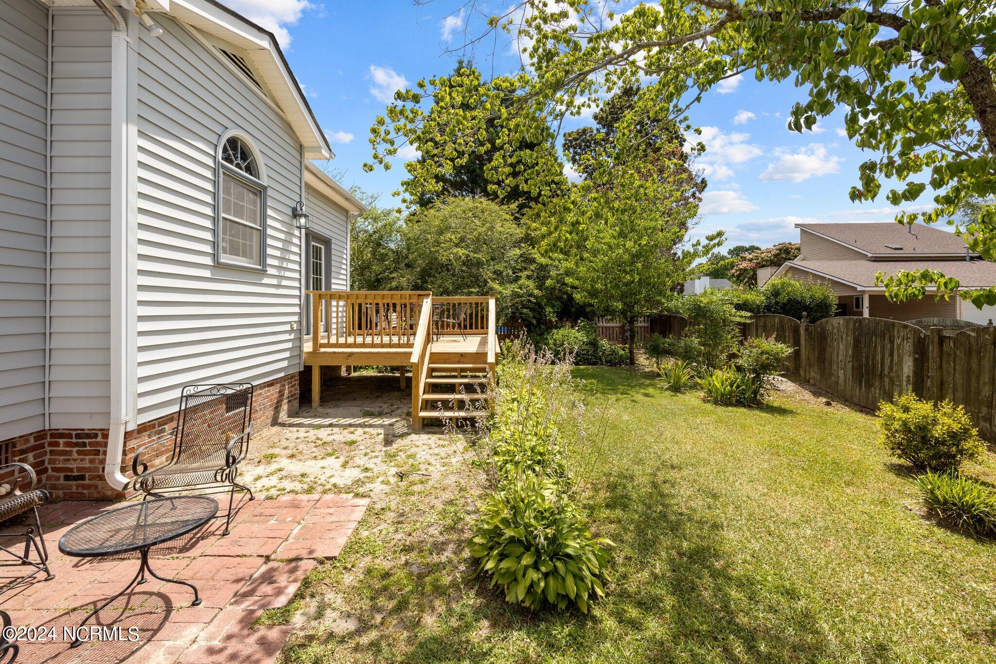 2105 Rail Court New Bern, NC 28560 - Photo 33 of 37 34-web-or-mls-470A5533