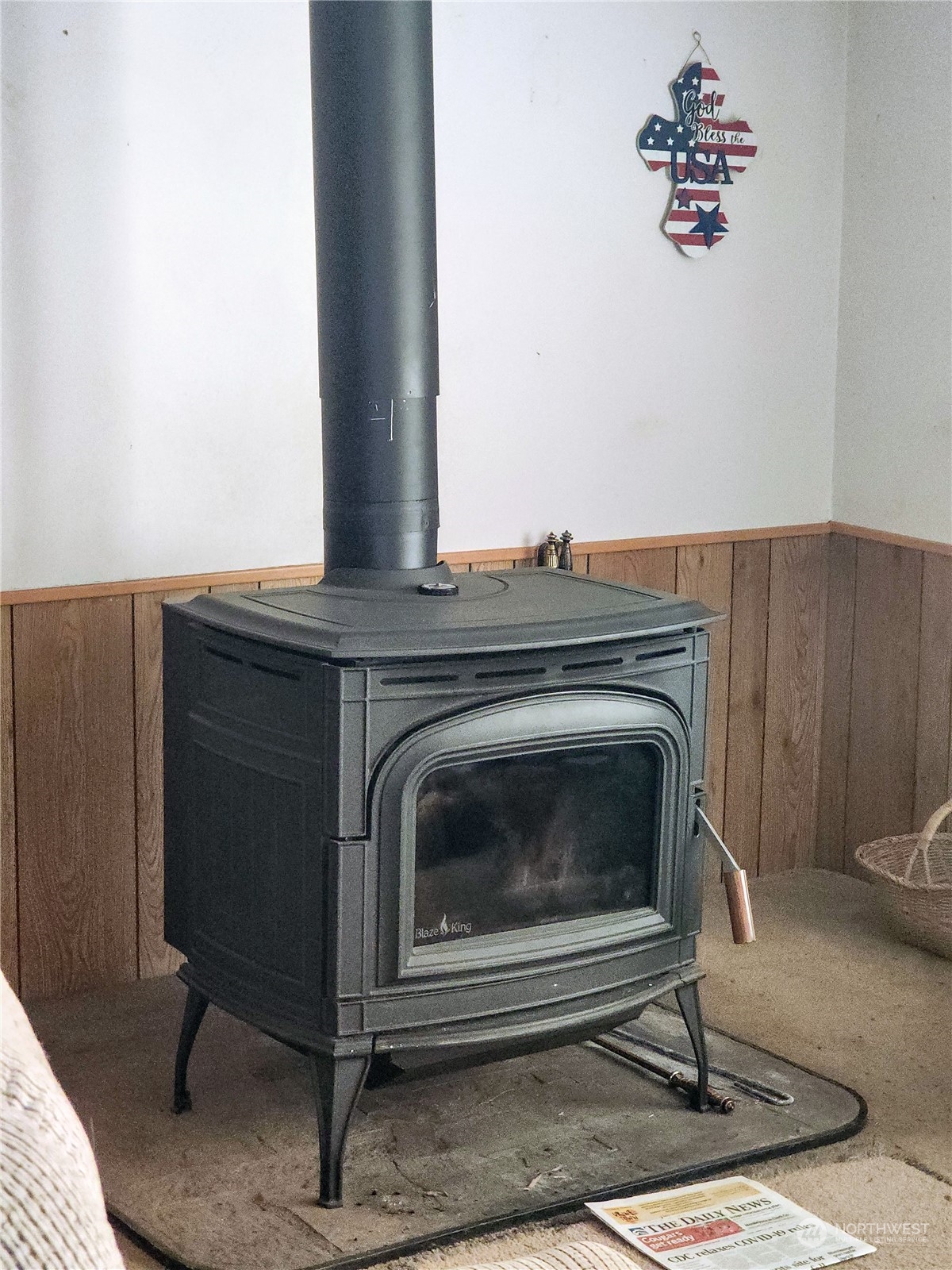 936 Tucker Road Toledo, WA 98591 - Photo 17 of 34 a close view of fireplace